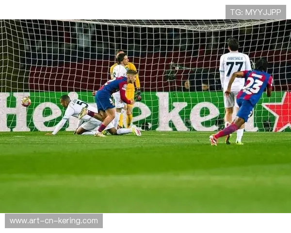 巴萨边路组合默契提升令对手防守疲于奔命 巴萨边路组合默契提升令对手防守疲于奔命